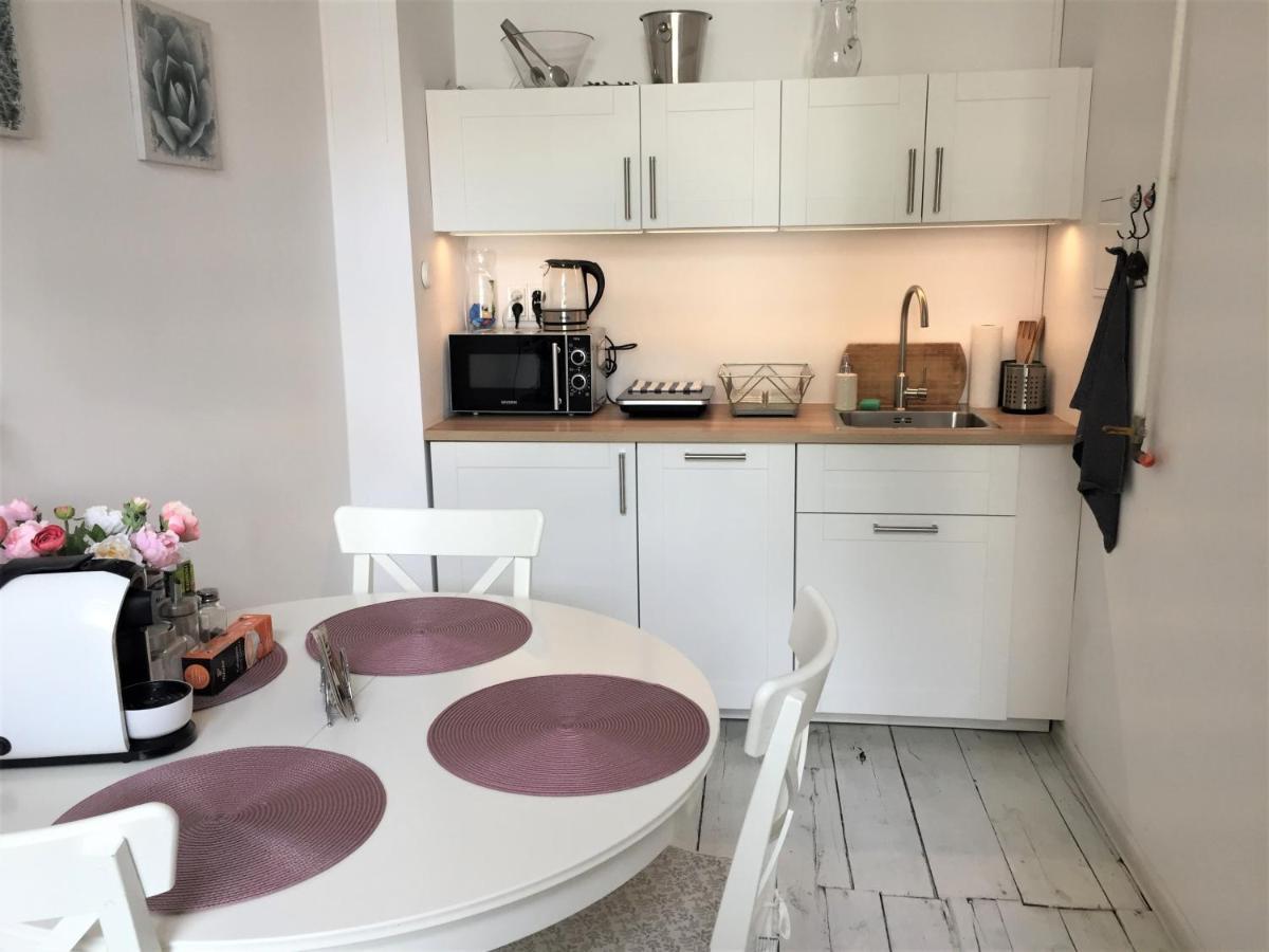 Fiesta Apartament وارسو المظهر الخارجي الصورة